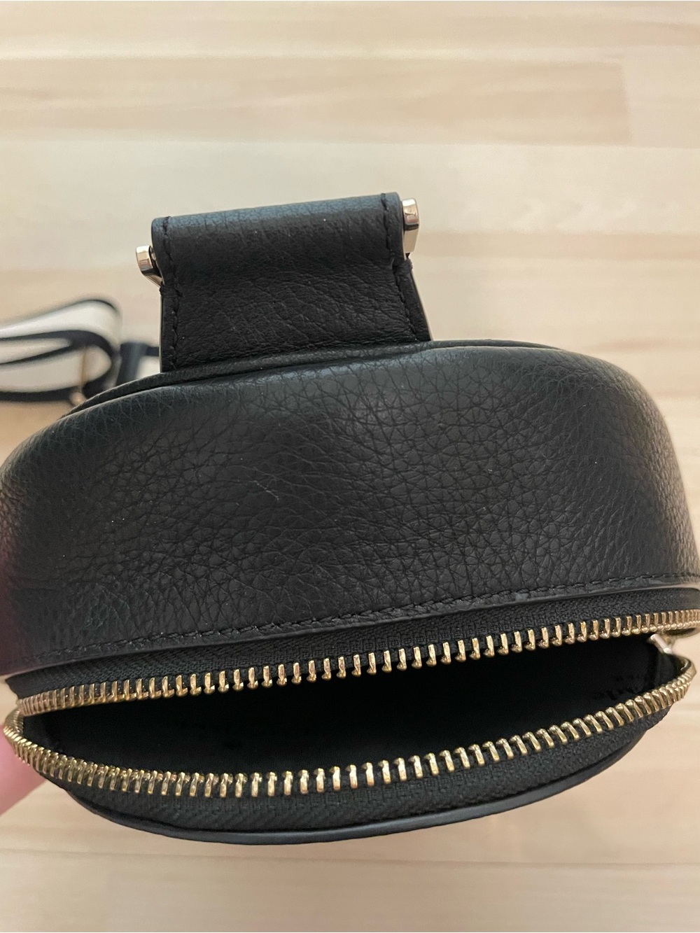 Excellent Condition Kate Spade Emma Small Black Backpack Crossbody! - Picture 11 of 14